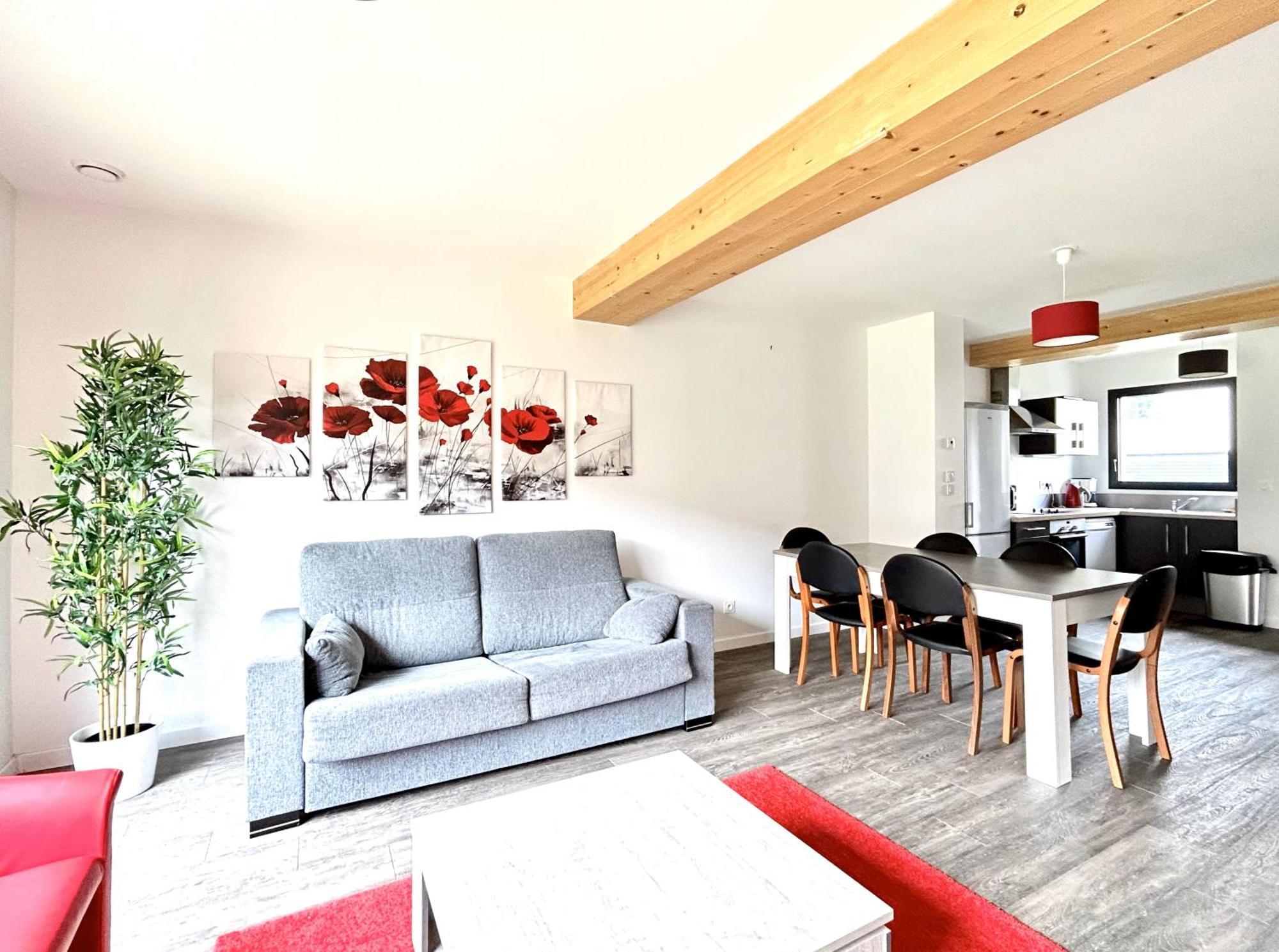 Du Vignoble A L'Atlantique - Residence Montifault Gites Du 2 Au 3 Pieces Le Pallet Exterior photo